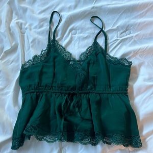 American Eagle Tank size small. Never been worn. Emerald green in color.